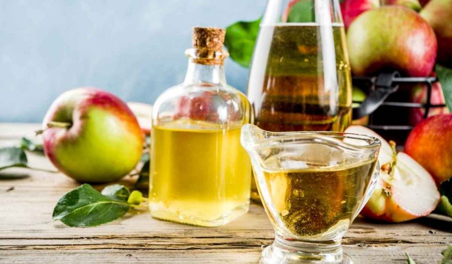 How To Use Apple Cider Vinegar For Water Retention? Help Women