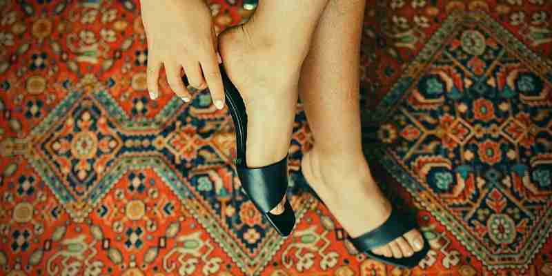 Low_heel_sandals