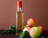 What If You Wash Hair with Apple Cider Vinegar?